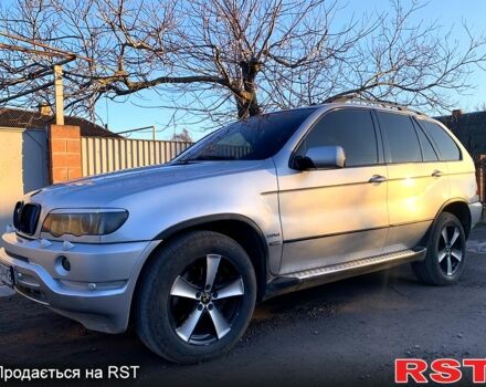 Серый БМВ Х5, объемом двигателя 3 л и пробегом 450 тыс. км за 9400 $, фото 1 на Automoto.ua