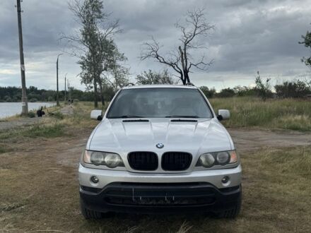 Серый БМВ Х5, объемом двигателя 3 л и пробегом 340 тыс. км за 5200 $, фото 1 на Automoto.ua