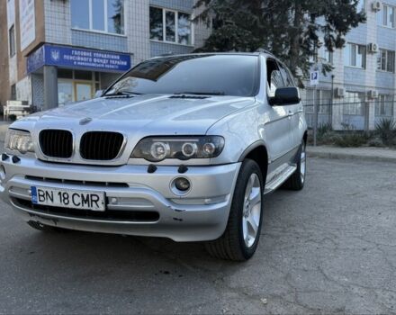 Серый БМВ Х5, объемом двигателя 3 л и пробегом 450 тыс. км за 4500 $, фото 1 на Automoto.ua
