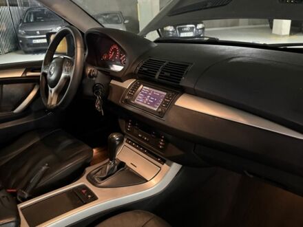 Сірий БМВ Х5, об'ємом двигуна 3 л та пробігом 258 тис. км за 5500 $, фото 1 на Automoto.ua