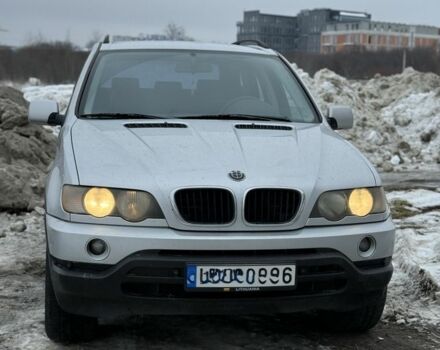 Серый БМВ Х5, объемом двигателя 0 л и пробегом 310 тыс. км за 5350 $, фото 1 на Automoto.ua