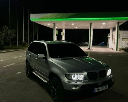 Серый БМВ Х5, объемом двигателя 3 л и пробегом 285 тыс. км за 9999 $, фото 1 на Automoto.ua
