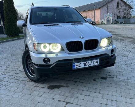 Серый БМВ Х5, объемом двигателя 3 л и пробегом 490 тыс. км за 8800 $, фото 1 на Automoto.ua