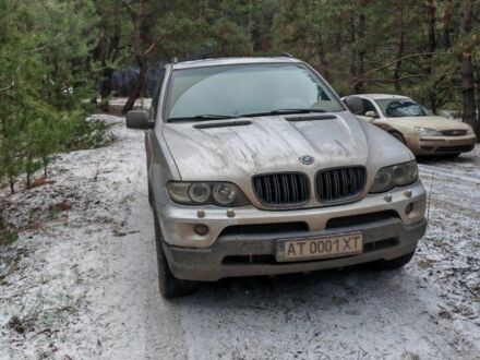 Серый БМВ Х5, объемом двигателя 3 л и пробегом 420 тыс. км за 5950 $, фото 1 на Automoto.ua