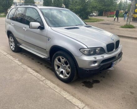 Серый БМВ Х5, объемом двигателя 3 л и пробегом 340 тыс. км за 5900 $, фото 1 на Automoto.ua