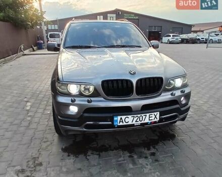Серый БМВ Х5, объемом двигателя 3 л и пробегом 260 тыс. км за 11000 $, фото 1 на Automoto.ua
