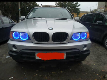 Сірий БМВ Х5, об'ємом двигуна 3 л та пробігом 499 тис. км за 5000 $, фото 1 на Automoto.ua