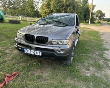 Серый БМВ Х5, объемом двигателя 3 л и пробегом 270 тыс. км за 5000 $, фото 1 на Automoto.ua