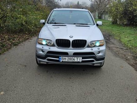 Серый БМВ Х5, объемом двигателя 3 л и пробегом 227 тыс. км за 9000 $, фото 1 на Automoto.ua