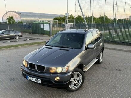 Серый БМВ Х5, объемом двигателя 3 л и пробегом 237 тыс. км за 2000 $, фото 1 на Automoto.ua