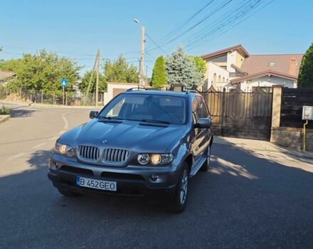Серый БМВ Х5, объемом двигателя 3 л и пробегом 268 тыс. км за 4745 $, фото 1 на Automoto.ua