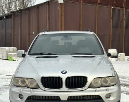 Серый БМВ Х5, объемом двигателя 3 л и пробегом 400 тыс. км за 5800 $, фото 1 на Automoto.ua