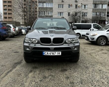 Серый БМВ Х5, объемом двигателя 3 л и пробегом 375 тыс. км за 12800 $, фото 1 на Automoto.ua