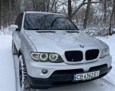 Серый БМВ Х5, объемом двигателя 3 л и пробегом 317 тыс. км за 9800 $, фото 1 на Automoto.ua