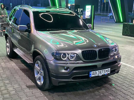 Серый БМВ Х5, объемом двигателя 3 л и пробегом 378 тыс. км за 16000 $, фото 1 на Automoto.ua