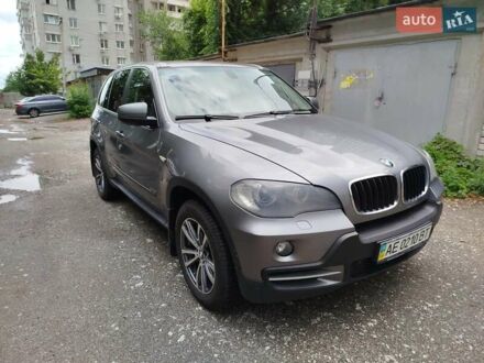 БМВ Х5 2007 у Дніпро (Дніпропетровську) на Automoto.ua Сірий БМВ Х5, об'ємом двигуна 3 л та пробігом 272 тис. км за 14500 $, фото 1 на Automoto.ua