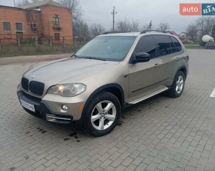 Серый БМВ Х5, объемом двигателя 3 л и пробегом 350 тыс. км за 8600 $, фото 1 на Automoto.ua