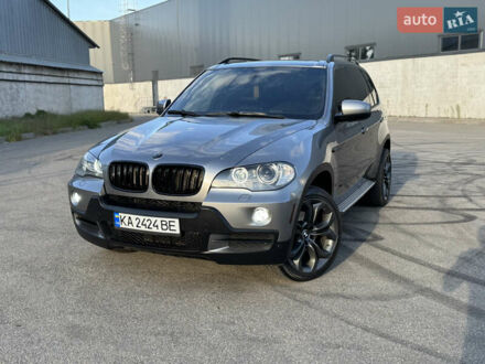 Сірий БМВ Х5, об'ємом двигуна 3 л та пробігом 215 тис. км за 13999 $, фото 1 на Automoto.ua