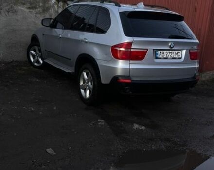 Серый БМВ Х5, объемом двигателя 3 л и пробегом 300 тыс. км за 11000 $, фото 1 на Automoto.ua
