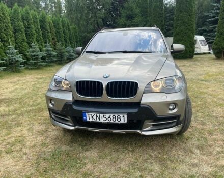 Серый БМВ Х5, объемом двигателя 3 л и пробегом 236 тыс. км за 3500 $, фото 1 на Automoto.ua