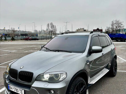 Серый БМВ Х5, объемом двигателя 4.8 л и пробегом 333 тыс. км за 11200 $, фото 1 на Automoto.ua