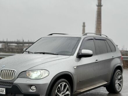 Серый БМВ Х5, объемом двигателя 3 л и пробегом 319 тыс. км за 15200 $, фото 1 на Automoto.ua