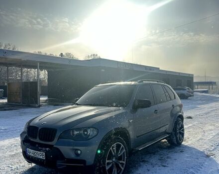 Серый БМВ Х5, объемом двигателя 3 л и пробегом 440 тыс. км за 14000 $, фото 1 на Automoto.ua