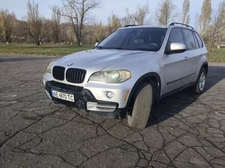Серый БМВ Х5, объемом двигателя 3 л и пробегом 320 тыс. км за 12500 $, фото 1 на Automoto.ua