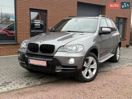 Сірий БМВ Х5, об'ємом двигуна 3 л та пробігом 235 тис. км за 17500 $, фото 1 на Automoto.ua