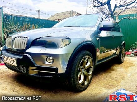 Серый БМВ Х5, объемом двигателя 3 л и пробегом 344 тыс. км за 15000 $, фото 1 на Automoto.ua
