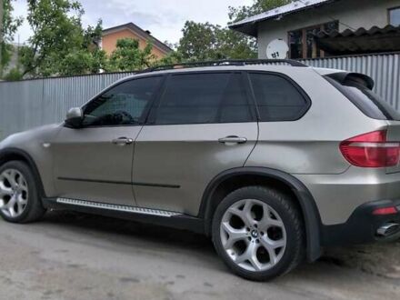 БМВ Х5 2008 в Черновцах на Automoto.ua Серый БМВ Х5, объемом двигателя 4.8 л и пробегом 131 тыс. км за 12700 $, фото 1 на Automoto.ua