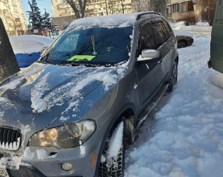 Серый БМВ Х5, объемом двигателя 3 л и пробегом 320 тыс. км за 12300 $, фото 1 на Automoto.ua