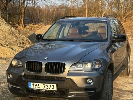 Серый БМВ Х5, объемом двигателя 3 л и пробегом 260 тыс. км за 7839 $, фото 1 на Automoto.ua