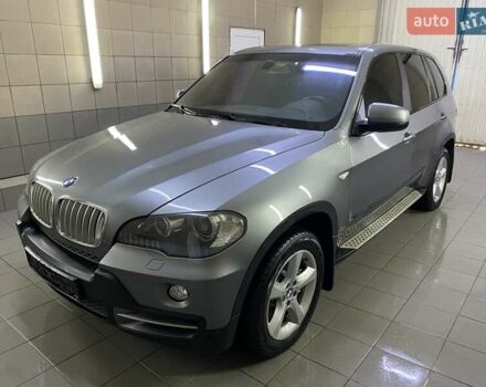 Серый БМВ Х5, объемом двигателя 3 л и пробегом 200 тыс. км за 13999 $, фото 1 на Automoto.ua
