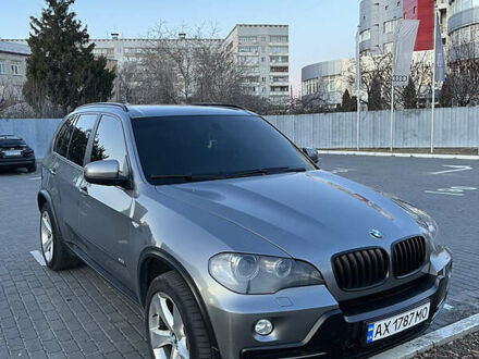 БМВ Х5 2008 у Києві на Automoto.ua Сірий БМВ Х5, об'ємом двигуна 2.9 л та пробігом 302 тис. км за 15900 $, фото 1 на Automoto.ua