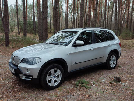 БМВ Х5 2008 в Ромнах на Automoto.ua Серый БМВ Х5, объемом двигателя 3 л и пробегом 294 тыс. км за 17500 $, фото 1 на Automoto.ua