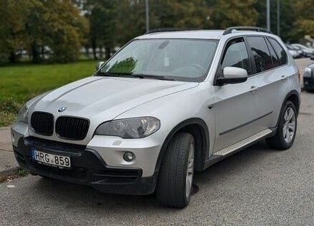 Серый БМВ Х5, объемом двигателя 3 л и пробегом 293 тыс. км за 9990 $, фото 1 на Automoto.ua