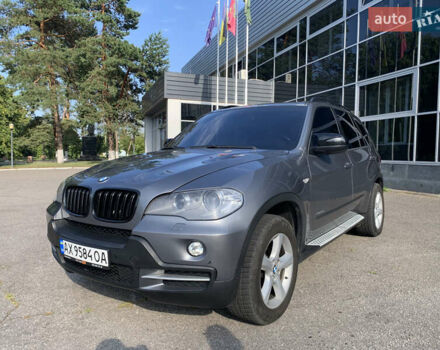 Серый БМВ Х5, объемом двигателя 3 л и пробегом 283 тыс. км за 11000 $, фото 1 на Automoto.ua