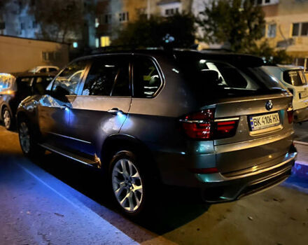 Серый БМВ Х5, объемом двигателя 2.98 л и пробегом 187 тыс. км за 16000 $, фото 1 на Automoto.ua