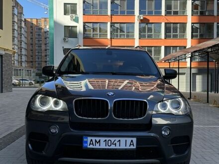 Серый БМВ Х5, объемом двигателя 3 л и пробегом 290 тыс. км за 11500 $, фото 1 на Automoto.ua