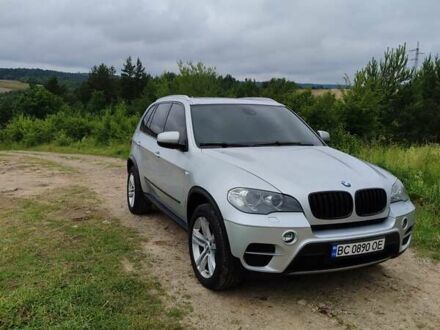 БМВ Х5 2010 в Самборе на Automoto.ua Серый БМВ Х5, объемом двигателя 2.99 л и пробегом 260 тыс. км за 17000 $, фото 1 на Automoto.ua