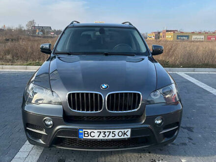 БМВ Х5 2010 в Львове на Automoto.ua Серый БМВ Х5, объемом двигателя 2.98 л и пробегом 261 тыс. км за 12300 $, фото 1 на Automoto.ua