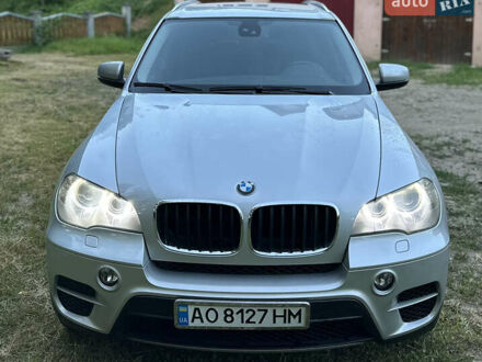 БМВ Х5 2010 в Рахове на Automoto.ua Серый БМВ Х5, объемом двигателя 3 л и пробегом 280 тыс. км за 19000 $, фото 1 на Automoto.ua