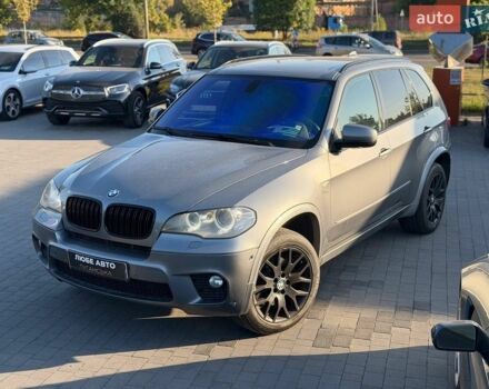 Серый БМВ Х5, объемом двигателя 3 л и пробегом 372 тыс. км за 15000 $, фото 1 на Automoto.ua