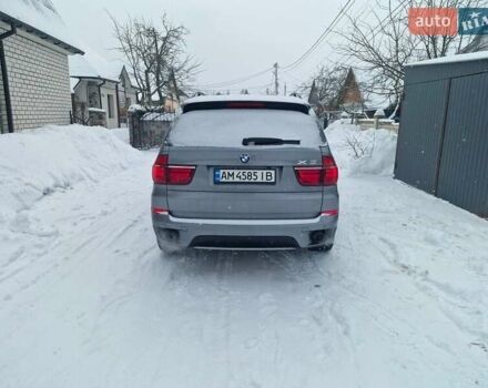 Серый БМВ Х5, объемом двигателя 3 л и пробегом 310 тыс. км за 11999 $, фото 1 на Automoto.ua