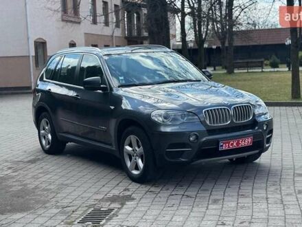 Серый БМВ Х5, объемом двигателя 3 л и пробегом 250 тыс. км за 23200 $, фото 1 на Automoto.ua