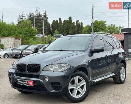 Серый БМВ Х5, объемом двигателя 3 л и пробегом 273 тыс. км за 15490 $, фото 1 на Automoto.ua