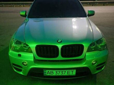 Серый БМВ Х5, объемом двигателя 2.98 л и пробегом 215 тыс. км за 16000 $, фото 1 на Automoto.ua