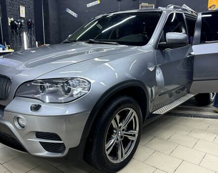 БМВ Х5 2011 в Житомире на Automoto.ua Серый БМВ Х5, объемом двигателя 3 л и пробегом 250 тыс. км за 16500 $, фото 1 на Automoto.ua