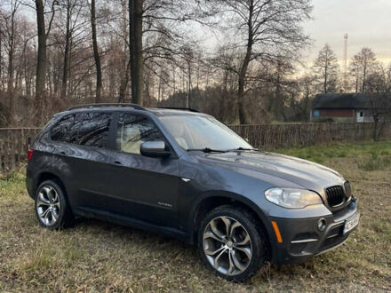Сірий БМВ Х5, об'ємом двигуна 3 л та пробігом 236 тис. км за 16700 $, фото 1 на Automoto.ua